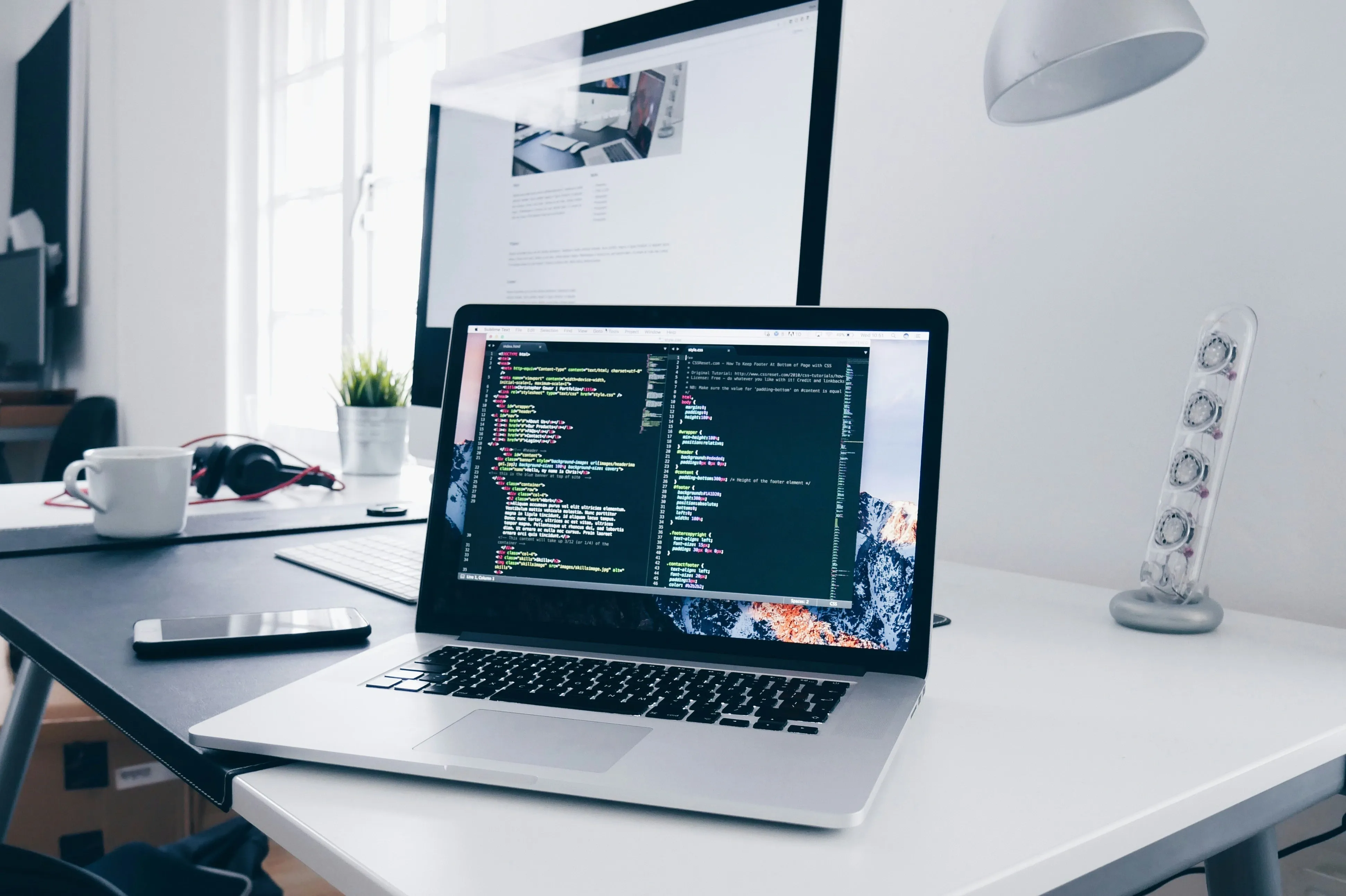 christopher-gower-m_HRfLhgABo-unsplash.webp